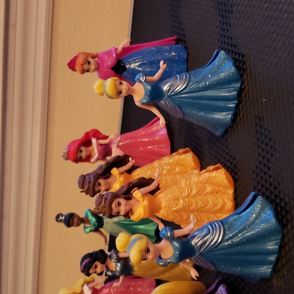 Disney Princess figurines - Picture 2 of 5